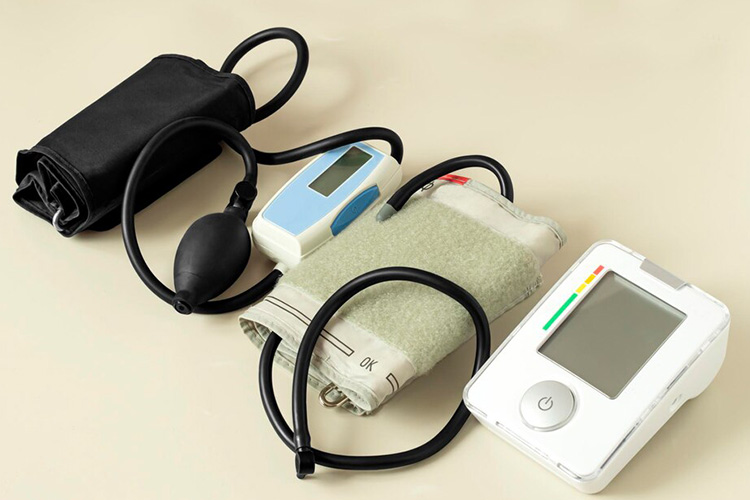 نحوه عملکرد دستگاه فشار سنج خون